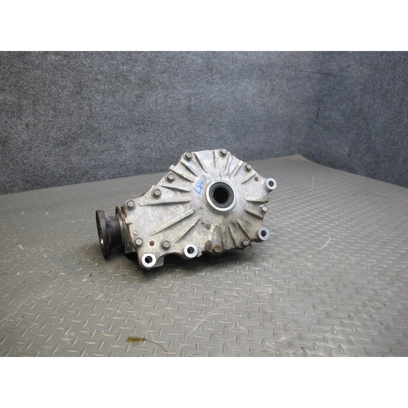 08-16 Lexus UVF46L LS600hL AWD Front Differential Carrier 3.916 Ratio OEM