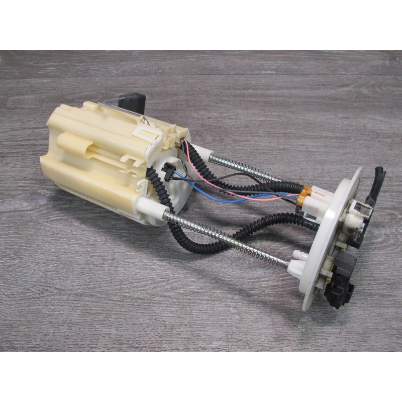 2003-2005 Lexus GX470 Fuel Gas Pump Level Sensor Assembly 77020-35060