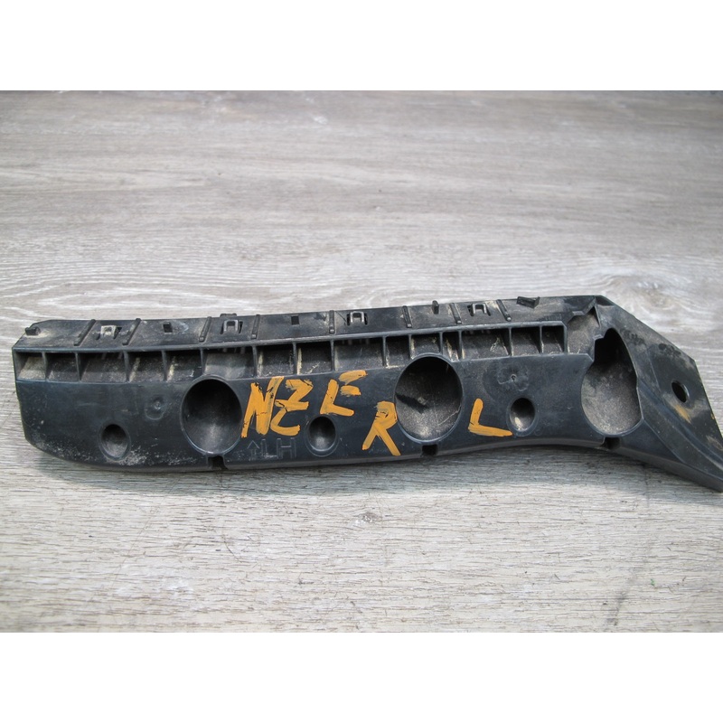 09-17 Nissan Z34 370Z Rear Left Side Bumper Bracket Mount OEM