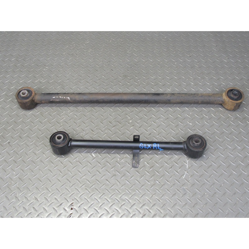 1998-2007 Lexus UZJ100L LX470 Rear Left Driver Side Control Arm Set