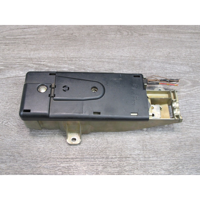 2001-2006 BMW E46 Convertible Folding TOP Roof Locking Mechanism 8248308