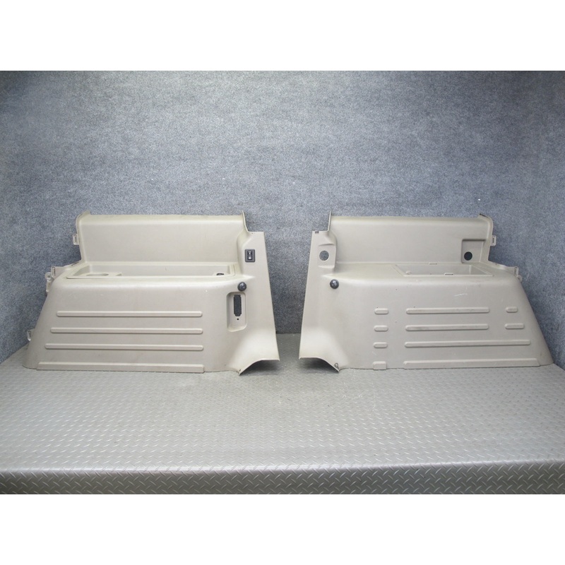 2003-2004 Hummer H2 Rear Left & Right Side Trunk Quarter Panel Trim Cover Set