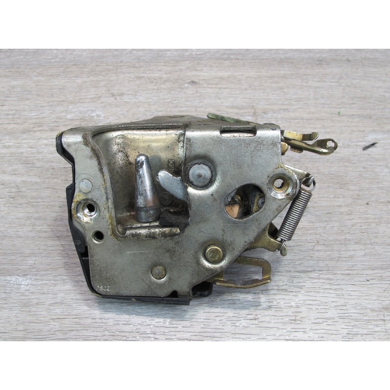 86-91 Mercedes W126 Front Left Door Lock Latch OEM