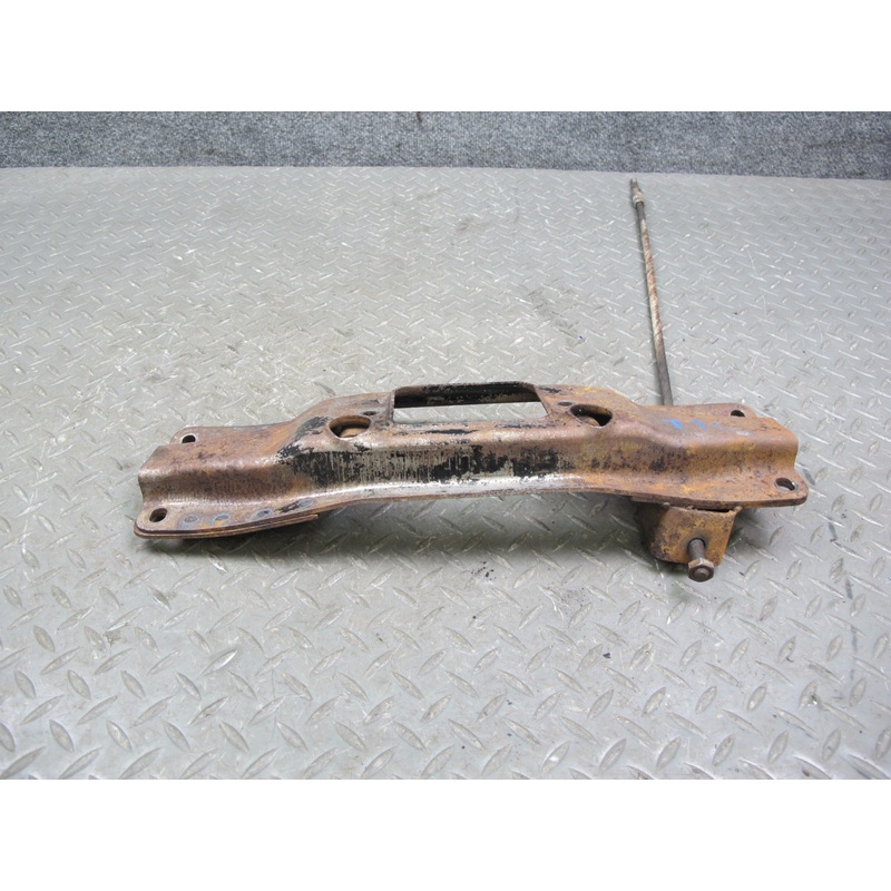 75-82 Triumph TR7 Manual Transmission Crossmember Mount Support Bracket OEM