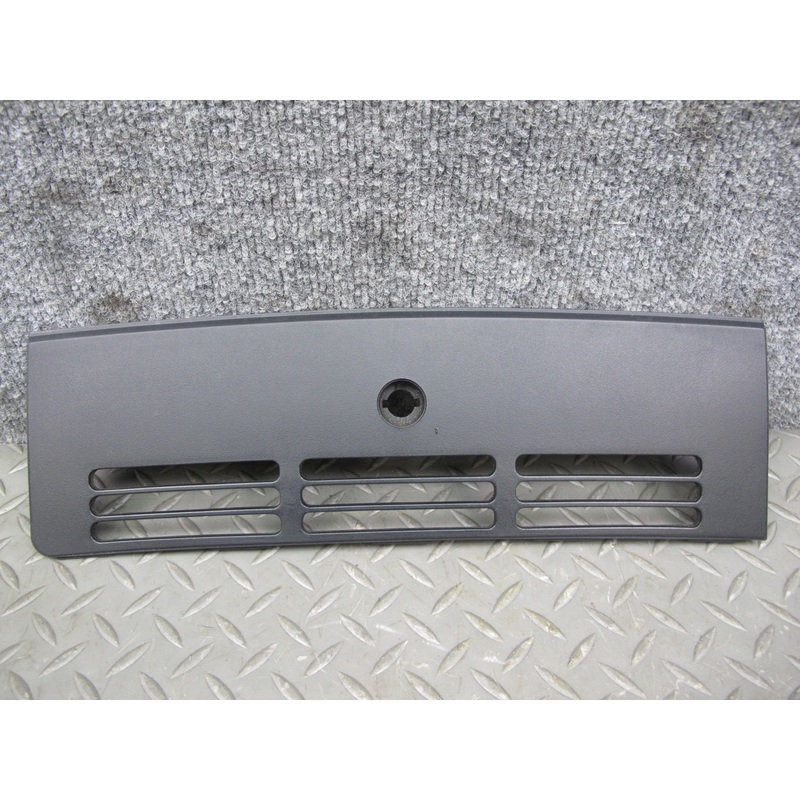 90-96 Chevrolet Corvette C4 Dash Dashboard Upper Vent Defrost Trim Grille OEM