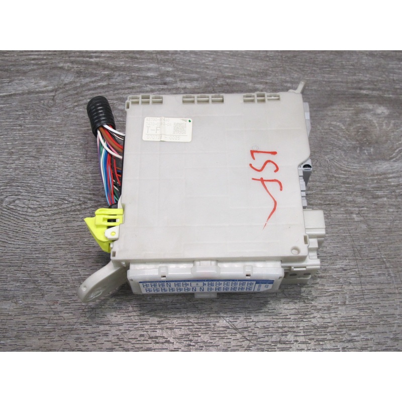 08-09 Lexus LS600h LS460 Right Junction Fuse Box Computer Unit 82730-50490 OEM