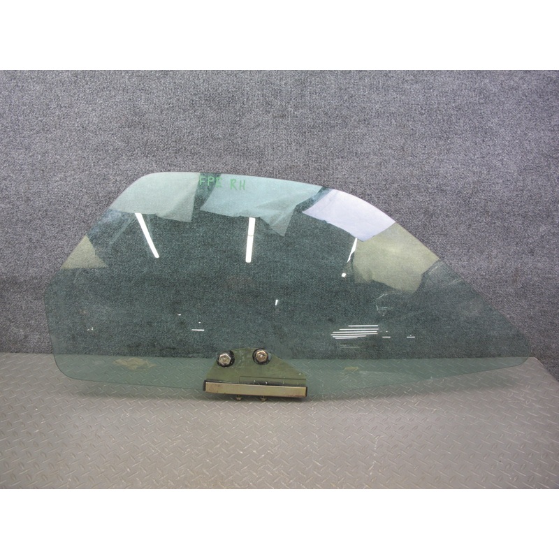1983-1995 Porsche 928 S4 Front Right Passenger Side Door Window Glass