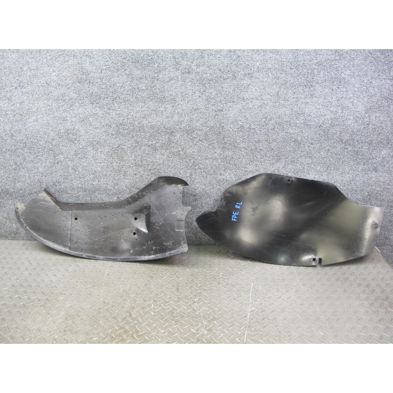 1984-1989 Porsche 928 S Rear Left & Right Side Wheel Cover Splash Guard Set