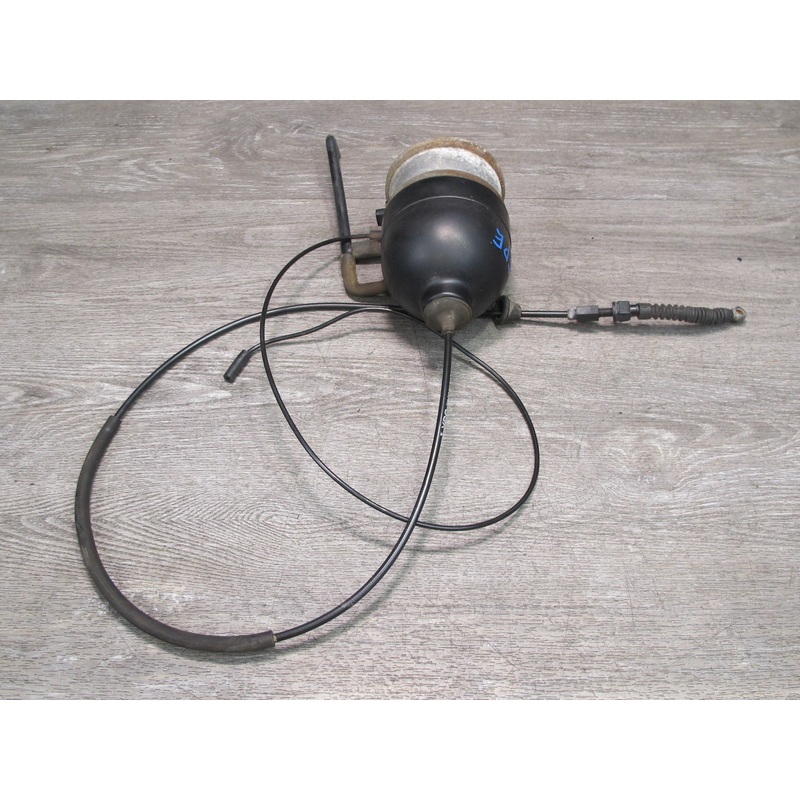 1987-1989 Porsche 928 Cruise Control Actuator 92861712104