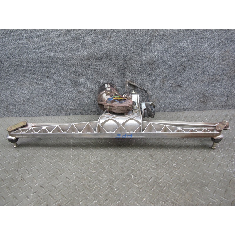 1987-1995 Porsche 928 S Front Windshield Wiper Transmission Linkage W/ Motor