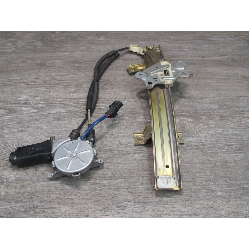 91-96 Mitsubishi 3000GT Left Door Window Regulator w Motor OEM