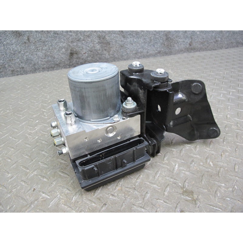 13-19 Nissan Z34 370Z A/T Convertible ABS Anti-lock Brake Pump Module Unit OEM