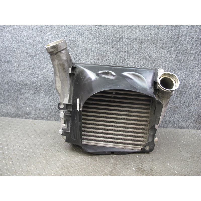 2011-2018 Porsche Cayenne 958 4.8L Turbo Left Intercooler Unit w Shroud