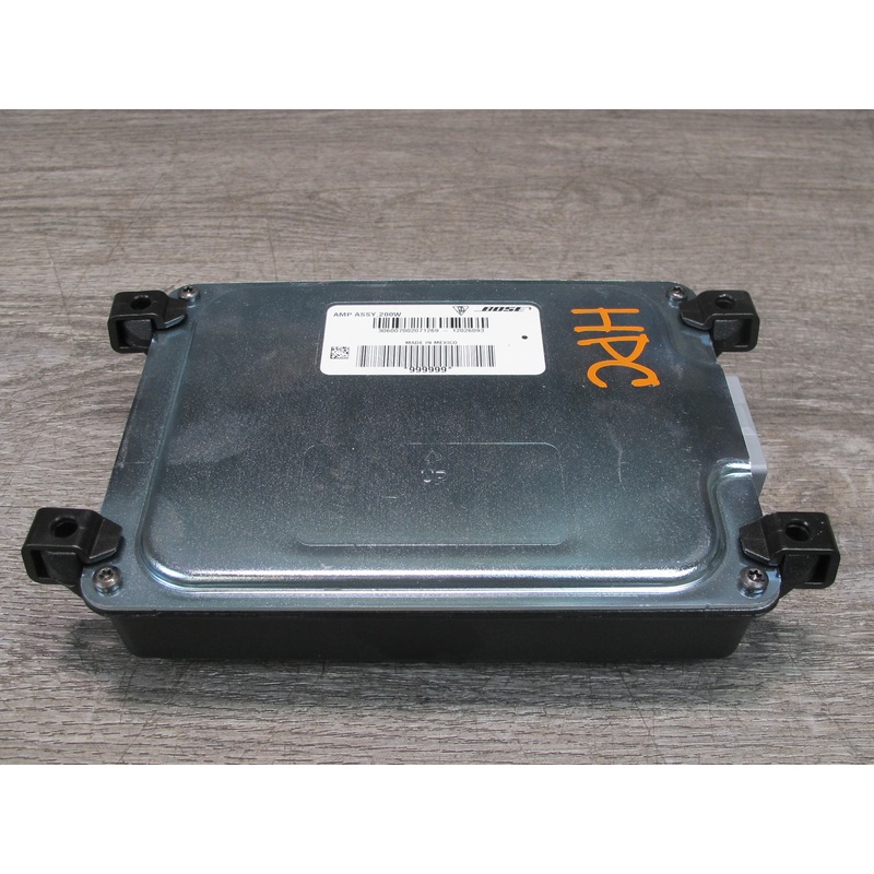 2011-2018 Porsche Cayenne 958 Bose Subwoofer Amplifier AMP