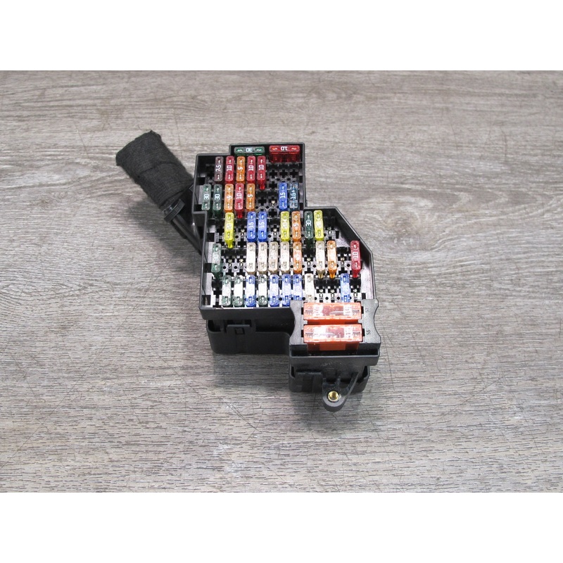 2011-2018 Porsche Cayenne 958 Dash Front Right Fuse Relay Box Module 7P0941828A