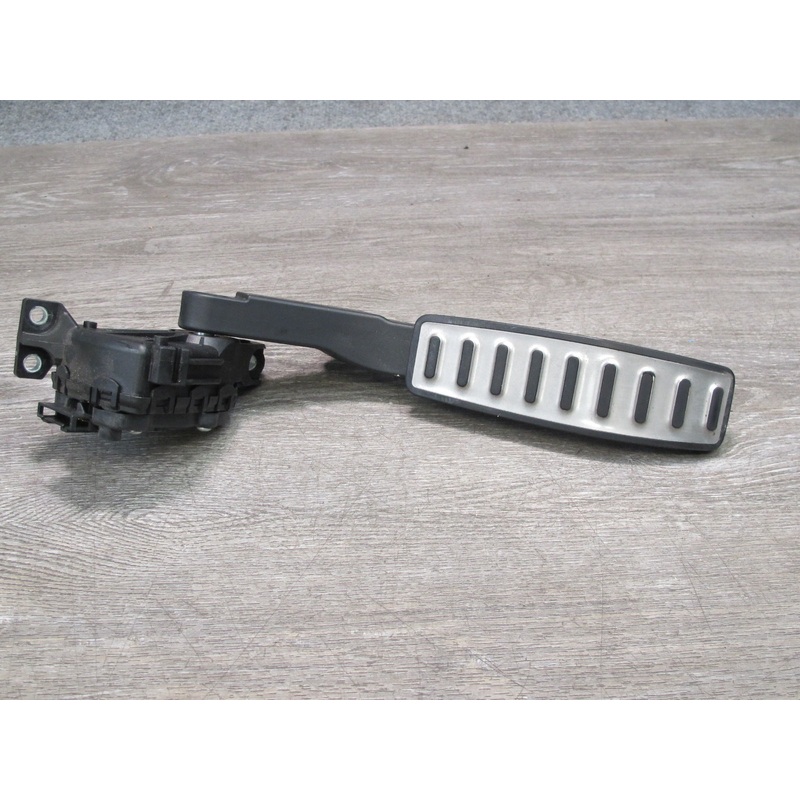 2011-2018 Porsche Cayenne 958 Gas Acceleration Pedal 7L0723507D