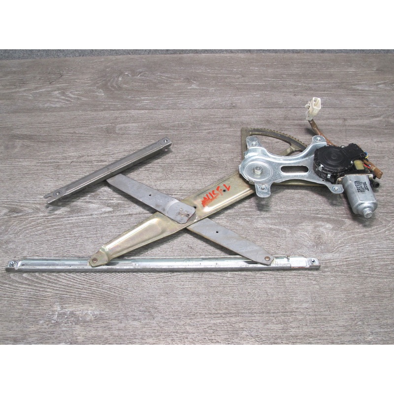 01-05 Lexus JCE10L IS300 Front Left Driver Door Window Regulator w Motor OEM