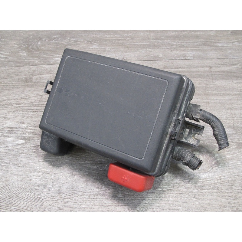 08-09 Saturn SKY Pontiac Solstice 2.0L Under Hood Engine Fuse Box 25826620 OEM