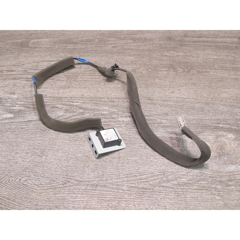 09-20 Nissan Z34 370Z GPS Navigation Antenna 25975-1EA0A OEM