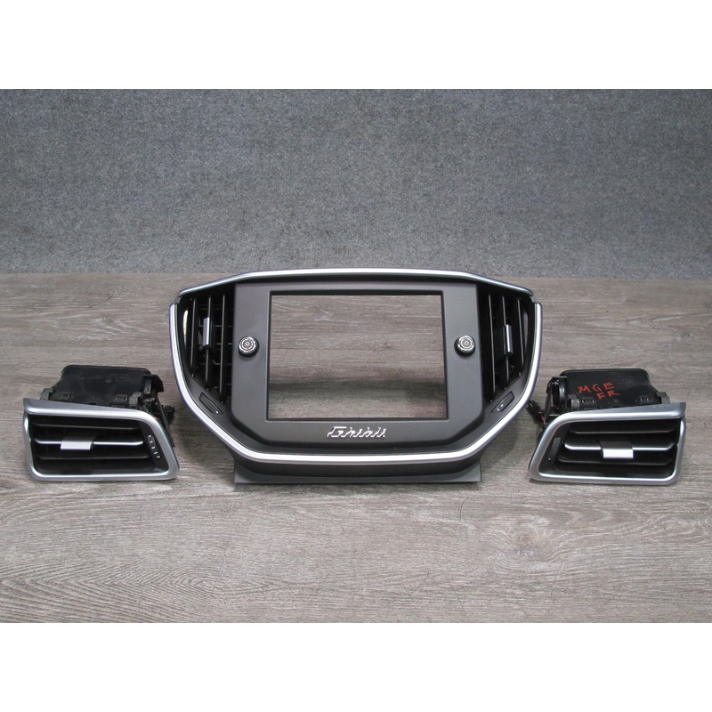 14-16 Maserati Ghibli Set of 3 Dash Right Left Center A/C Air Vent OEM