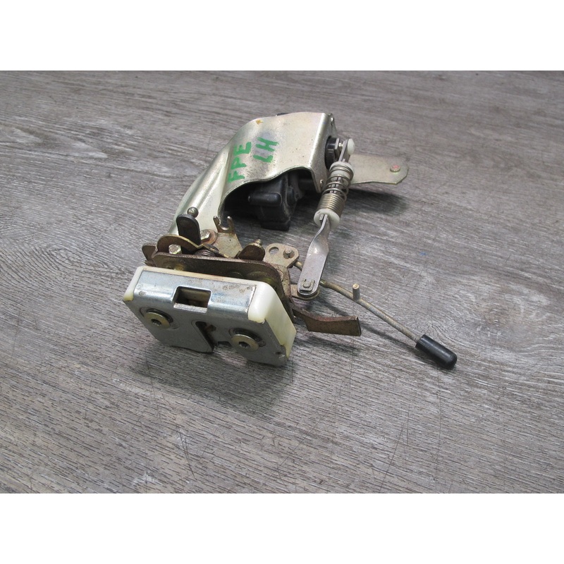 1987-1995 Porsche 928 S Front Left Driver Side Door Lock Latch Actuator