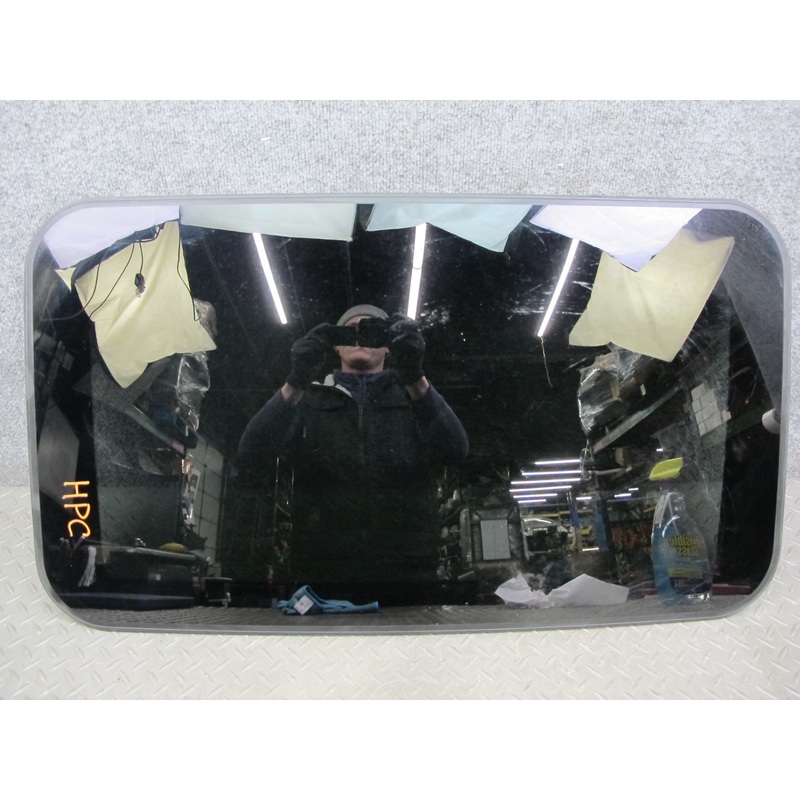 2011-2018 Porsche Cayenne 958 Upper Sunroof Moon Roof Window Glass 7P5877071