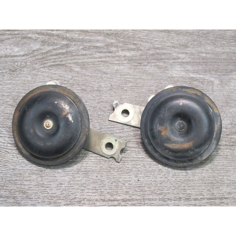 91-99 Mitsubishi 3000GT Set of 2 High & Low Tone Note Pitch Horn Signal OEM