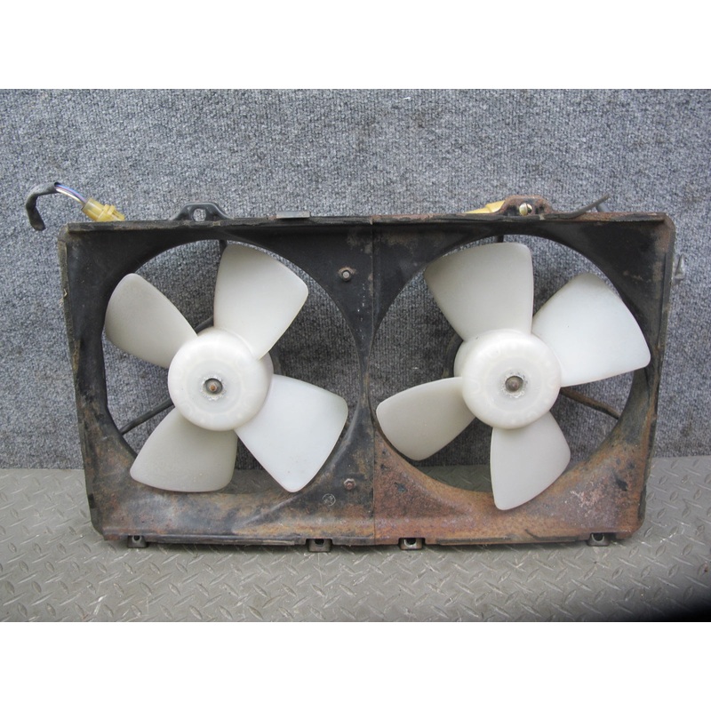 85-86 Toyota MR2 4AGELC A/T Engine Radiator Dual Cooling Fan Motor Shroud OEM