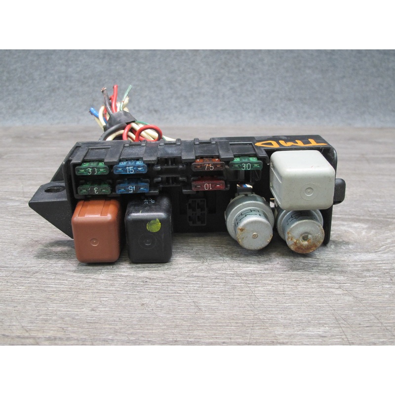 85-86 Toyota MR2 AW15 4AGELC Under Hood Relay Fuse Box OEM