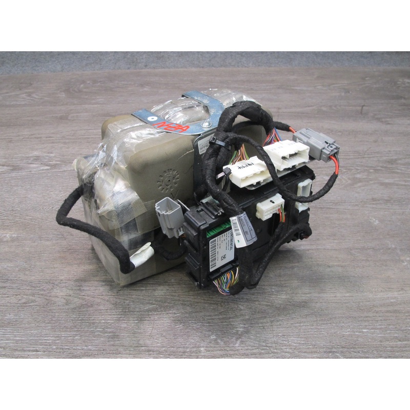 10-19 Nissan 370Z Convertible TOP Roof Control Module w Pump & Sound Cover OEM