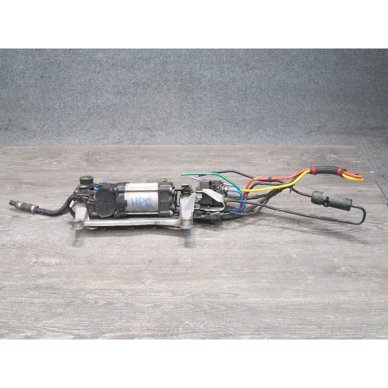 2011-2018 Porsche Cayenne 958 Air Suspension Compressor Pump 7P0616006E