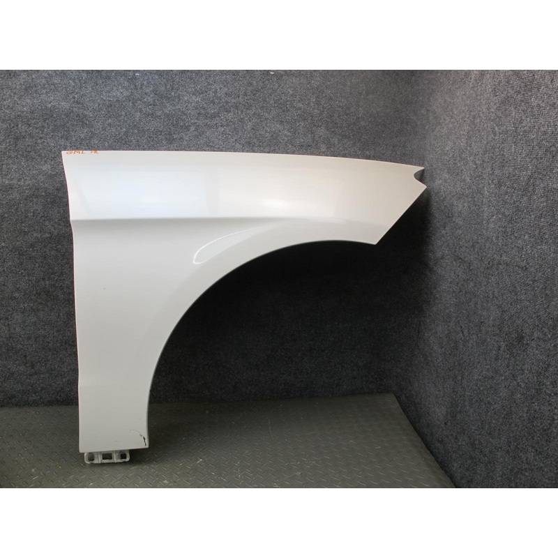 2012-2015 Mercedes W166 Ml-class Front Right Side Fender Panel Shell White