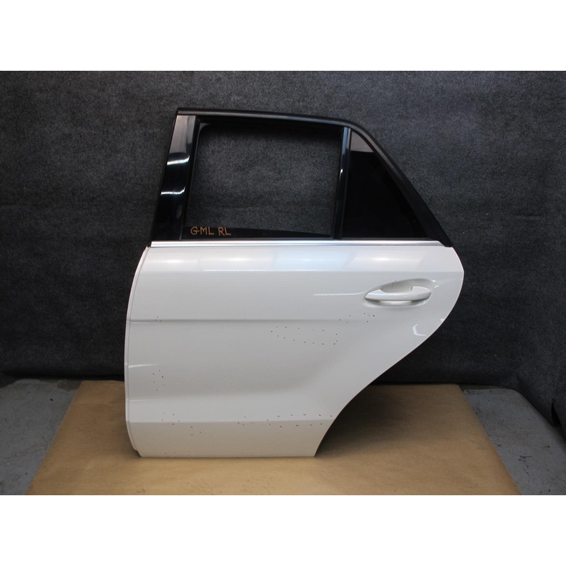 2012-2019 Mercedes W166 ML GLE Rear Left Side Door Shell Panel Cover W/ Glass