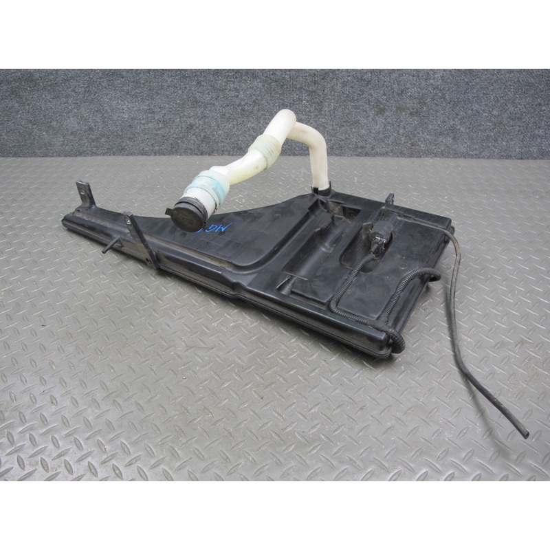 14-19 Maserati Ghibli M157 Windshield Washer Reservoir Tank Bottle OEM