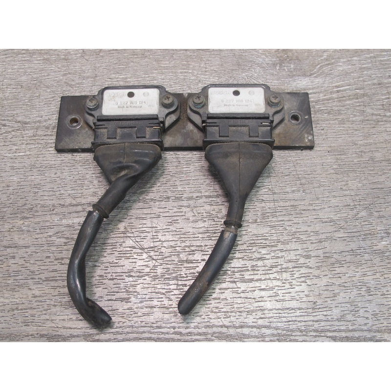 1984-1986 Porsche 928 S Engine Ignition Control Module Assembly