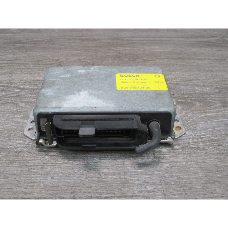 1985-1986 Porsche 928 S 5.0L A/T Automatic Transmission TCM TCU Control Module