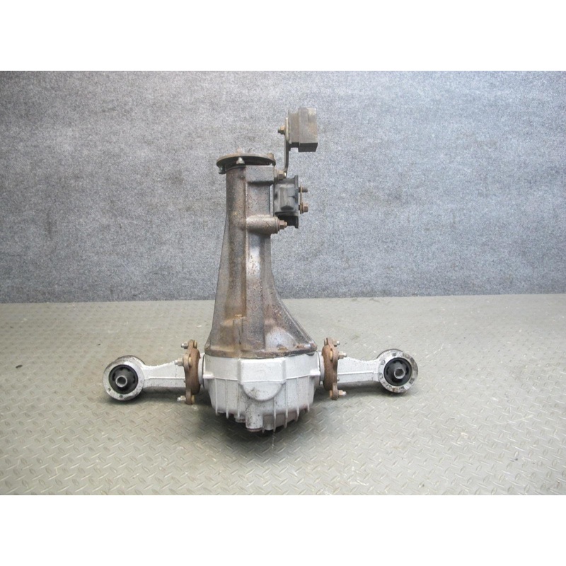 1988 Mazda RX7 Convert M/T 5 Speed NA Open Rear Differential Carrier 4.10 R OEM