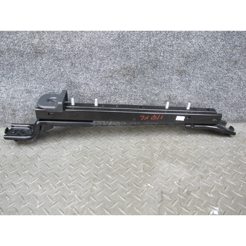2011-2017 Infiniti QX56 QX80 Front Left Driver Side Seat Lower Track Rail