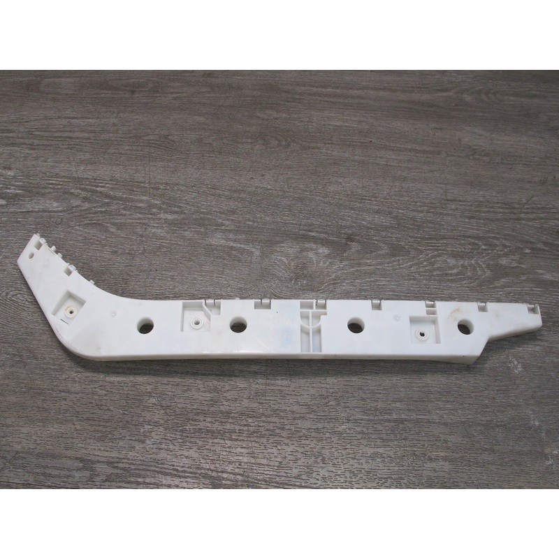 2011-2017 Infiniti QX56 QX80 Rear Bumper Right Mount Support Bracket 85220-1LA0A