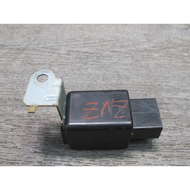 84-89 Nissan 300ZX Z31 Turn Signal Flasher Relay 799952 OEM