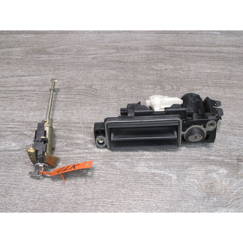 05-11 Mercedes R171 Slk-class Left Door Trunk Handle Cylinder w KEY Set OEM