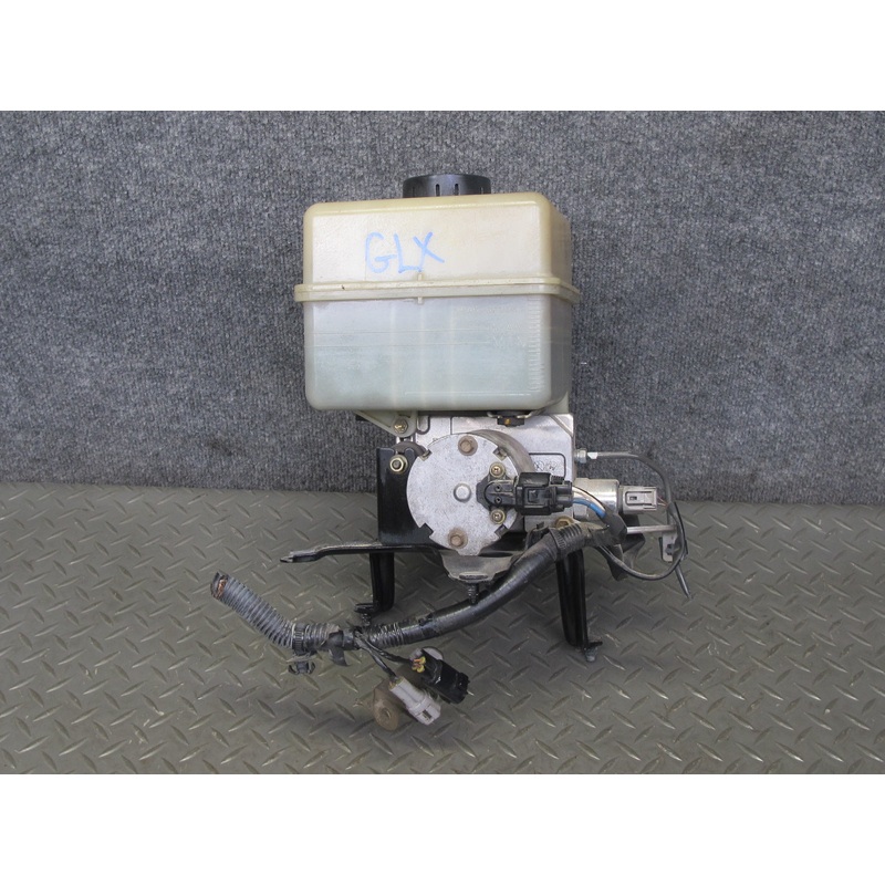 2003-2007 Lexus LX470 Suspension Height Control Pump Motor W/ Reservoir Tank