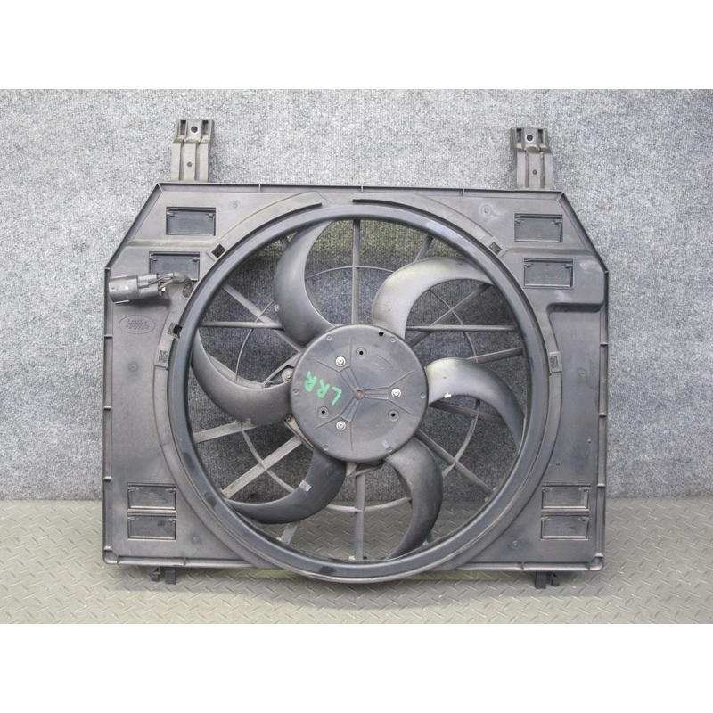 2014-2017 Land Range Rover L405 Engine Radiator Cooling Fan Motor Shroud