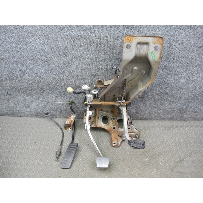 86-88 Mazda RX7 FC3S M/T Gas Acceleration Brake Clutch Pedal Set OEM