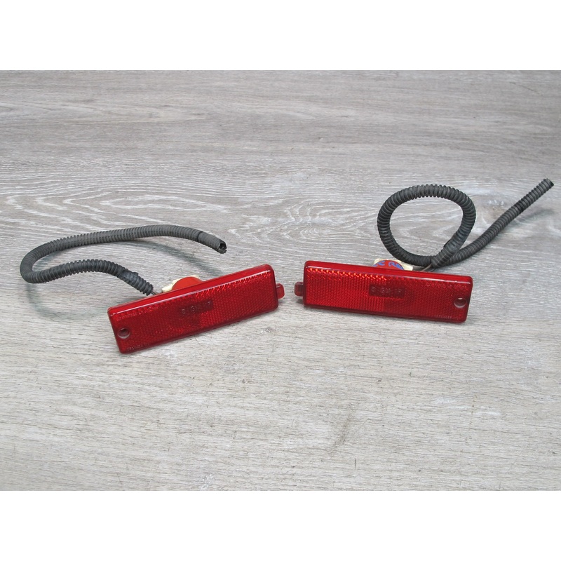 93-02 Chevrolet Camaro Set of 2 Rear Bumper Left & Right Side Marker Light OEM