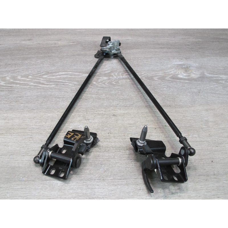 10-19 Nissan Z34 370Z Covertible Front TOP Header Lock Latch Mechanizm OEM