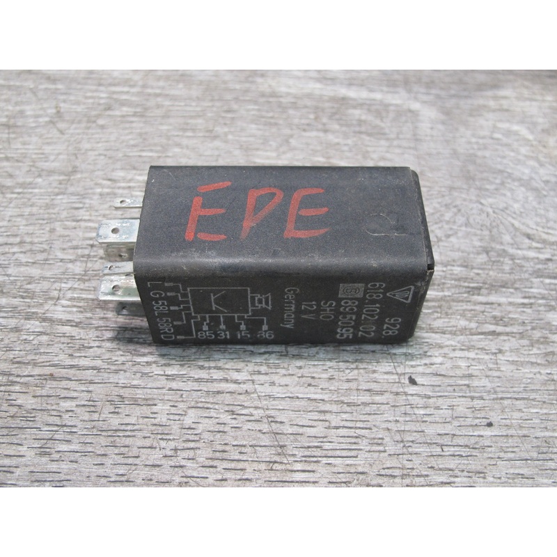 1978-1995 Porsche 928 S Seat Belt Warning Relay 92861810202