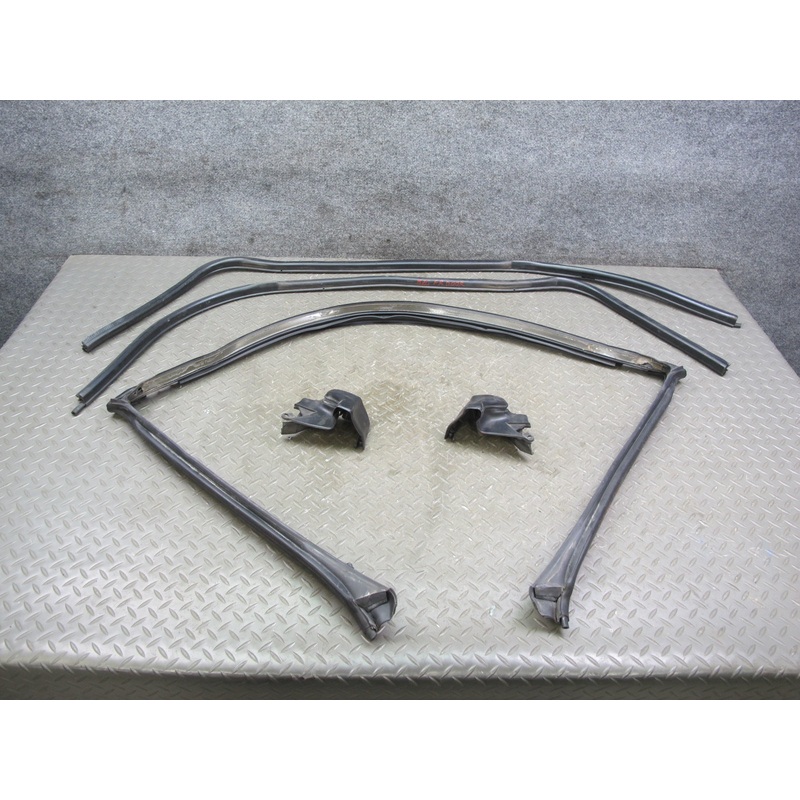96-02 BMW E36/7 Z3 Roadster Set of 5 Windshield Doors Weatherstrip Seal OEM