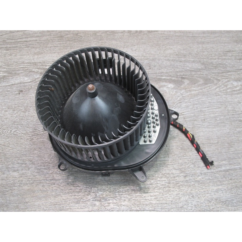2012-2015 Mercedes W166 X166 A/C Heater Blower Motor Fan w Resistor