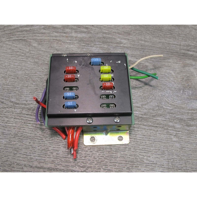 75-82 Triumph TR7 Aftermarket Centech BR-100 Fuse Relay Box Module